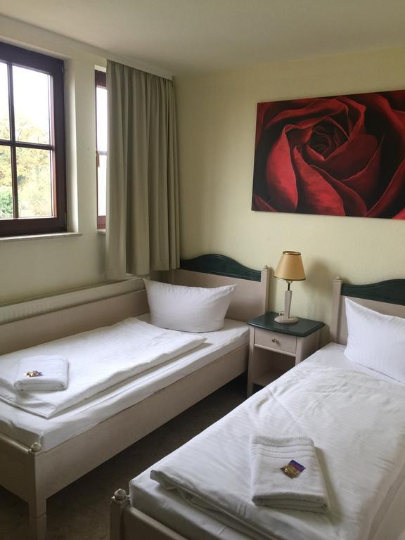 Hotel Brauhaus Wittenberg ภายนอก รูปภาพ