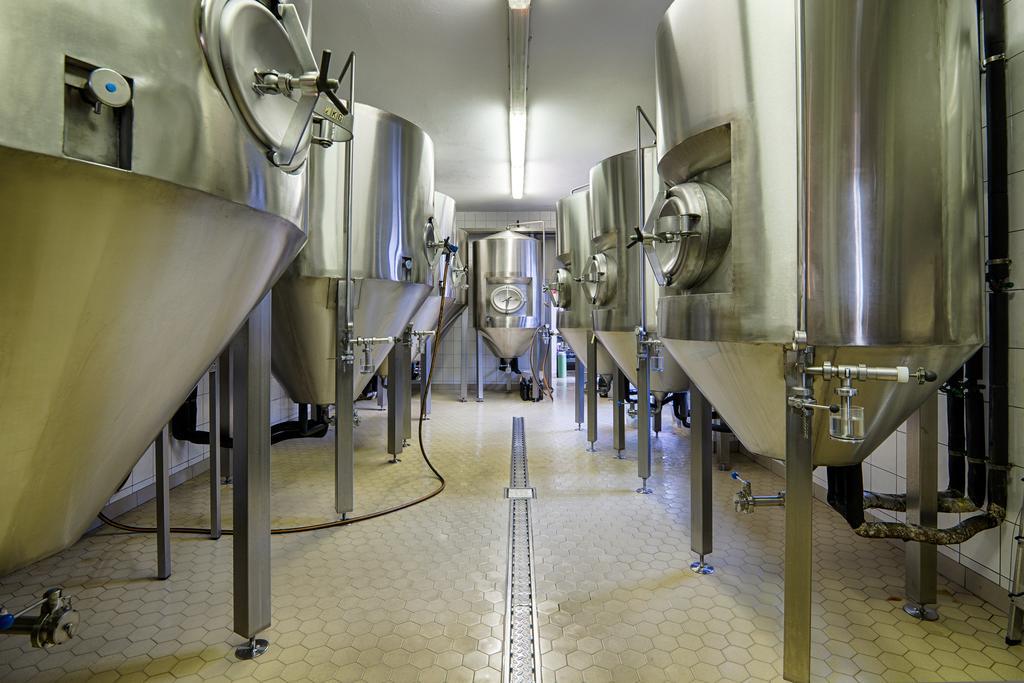 Hotel Brauhaus Wittenberg ภายนอก รูปภาพ