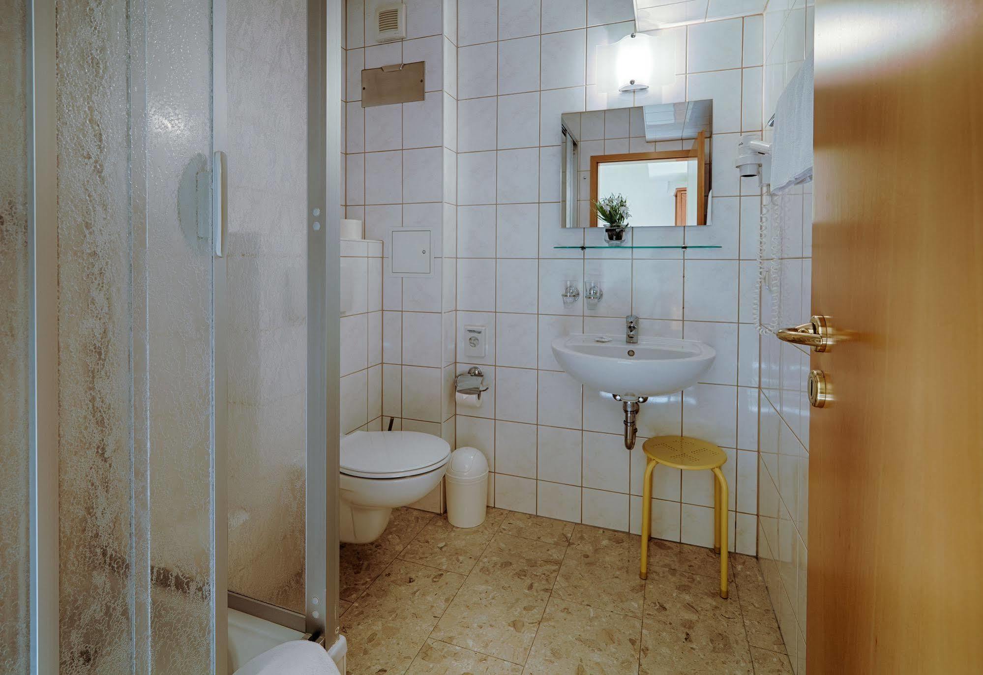 Hotel Brauhaus Wittenberg ภายนอก รูปภาพ