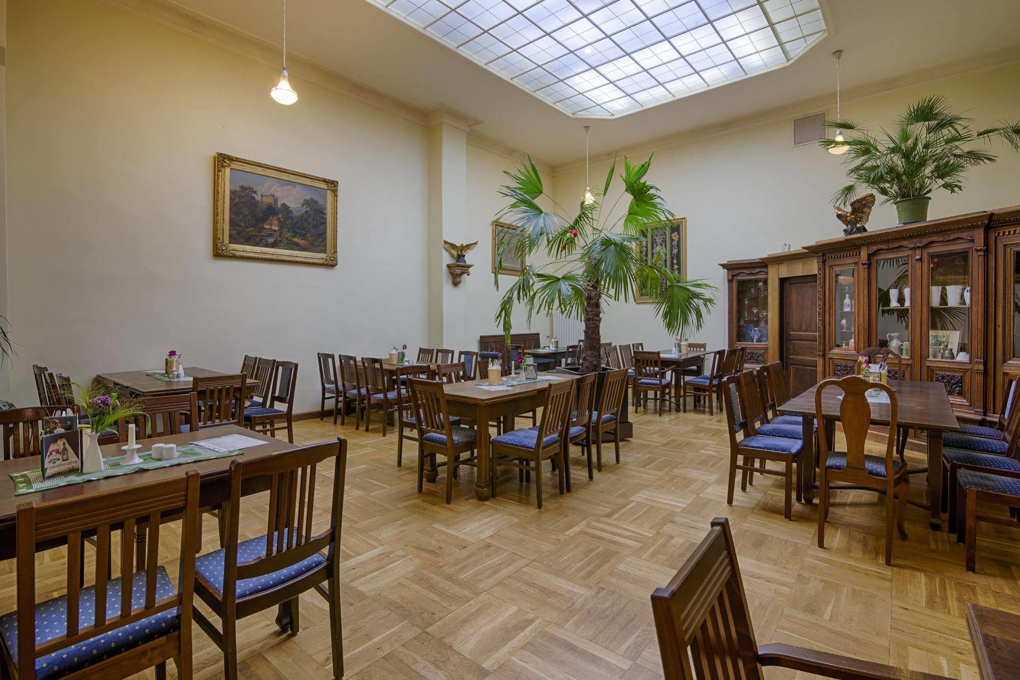 Hotel Brauhaus Wittenberg ภายนอก รูปภาพ